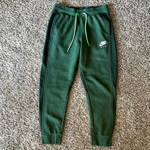 Nike Air Sweatpants Joggers NWOT L